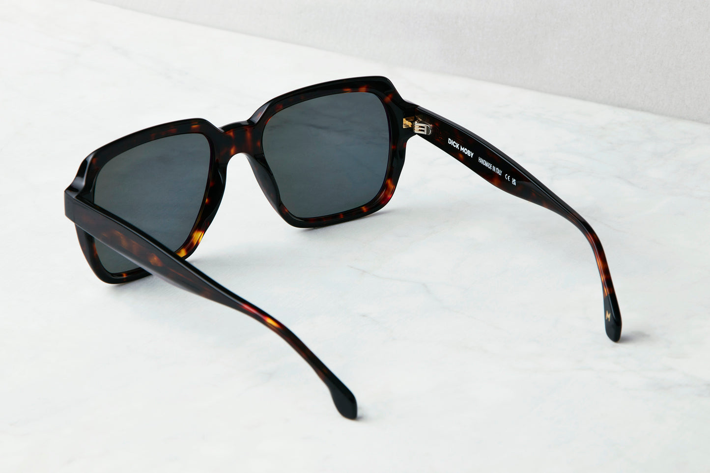 San Sebastián - Dark Yellow Tortoise