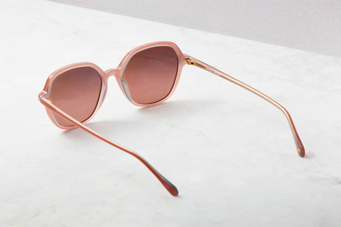 Malta - Layered Pearl