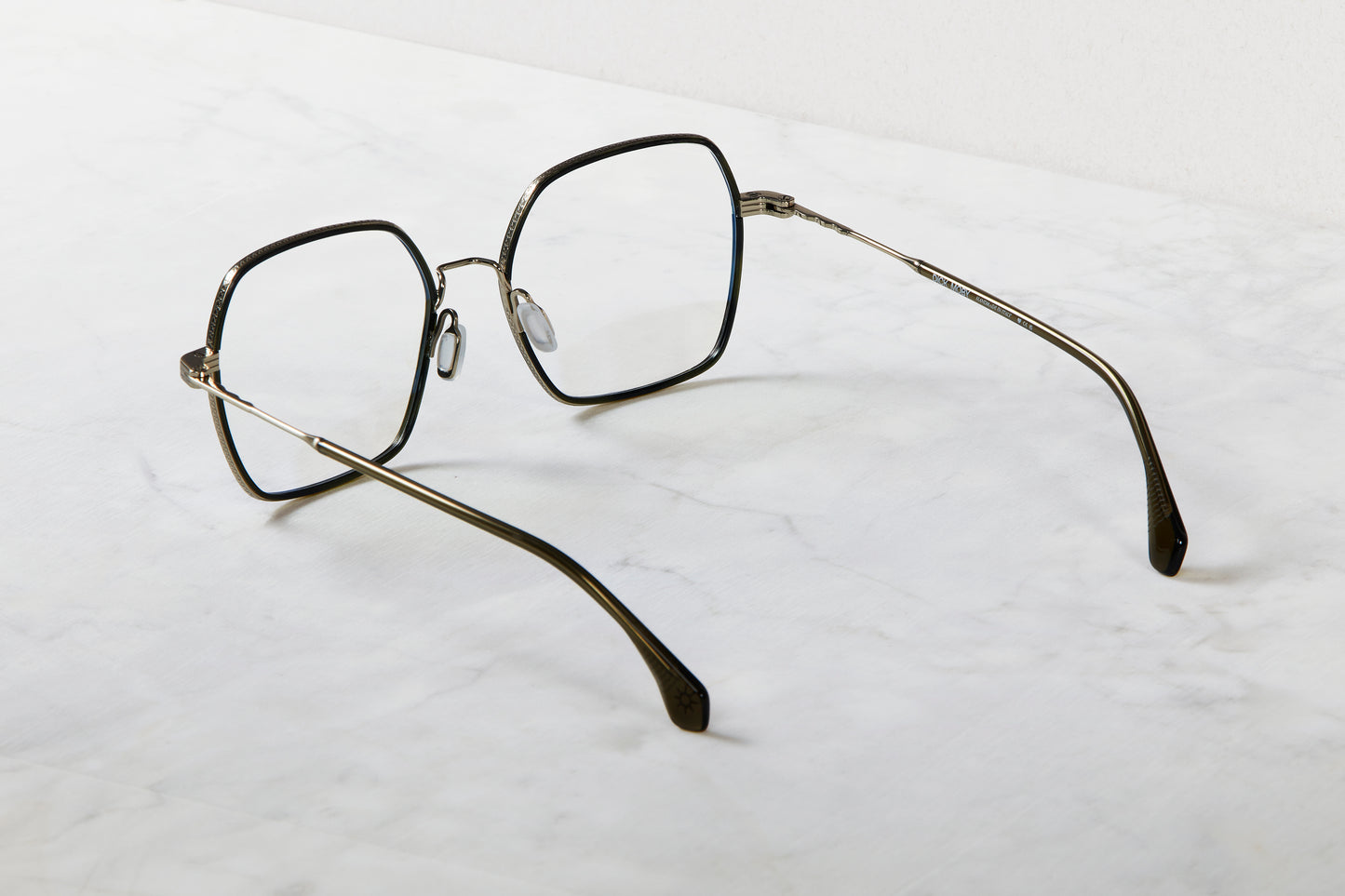 Cadiz - Brushed White Gold