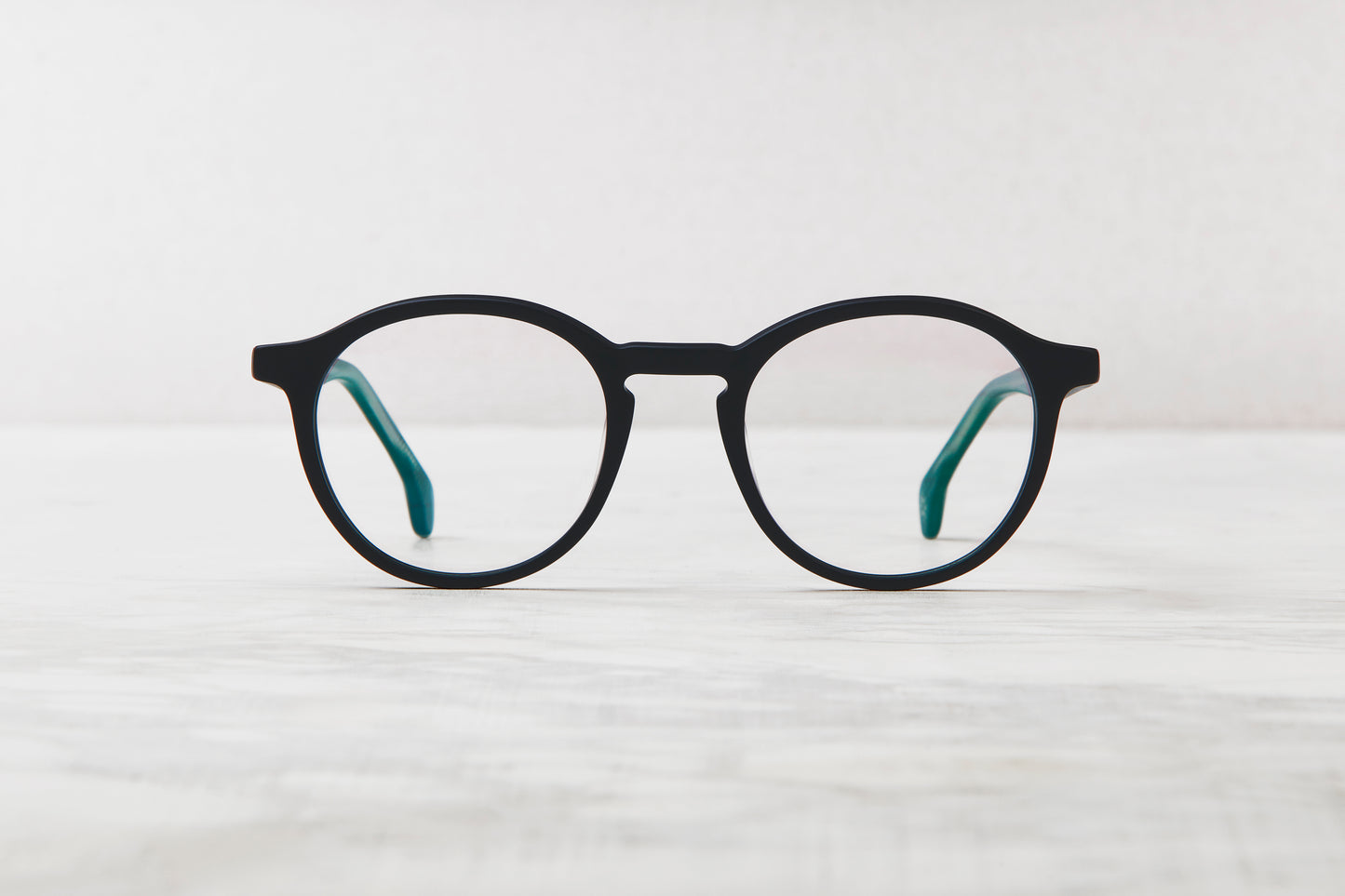 Vancouver Large - Matte Recycled Black