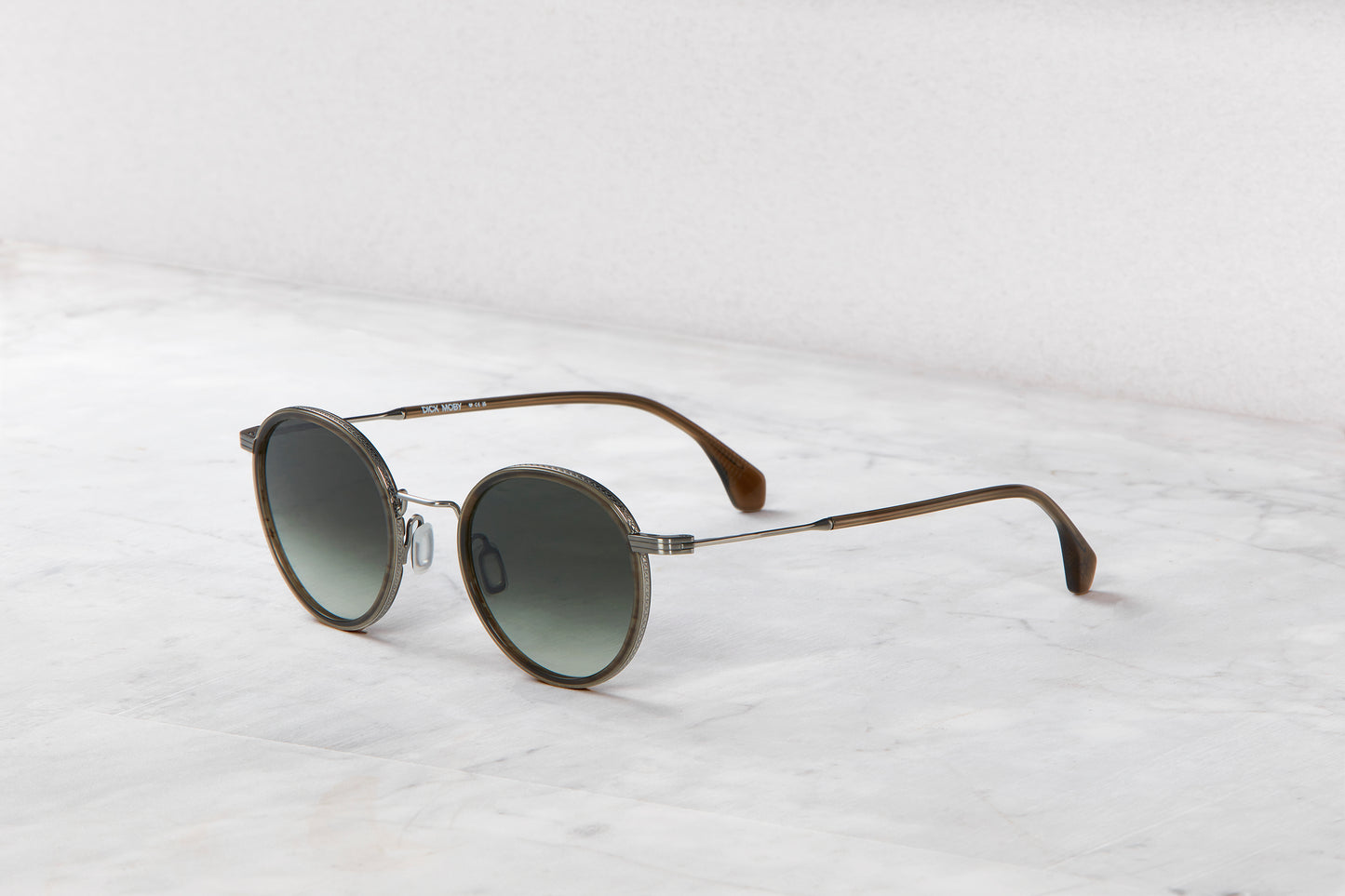 Ixelles - Brushed Silver