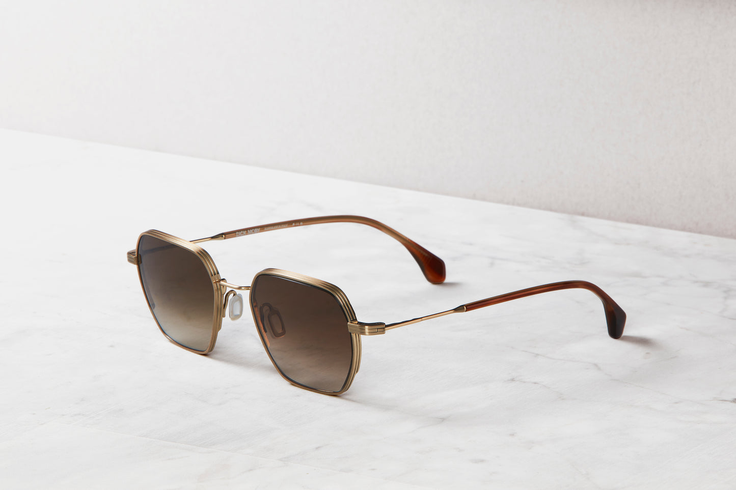 Nagasaki - Brushed Gold